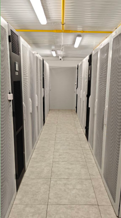 Холодный коридор в Дата-центре в Перми